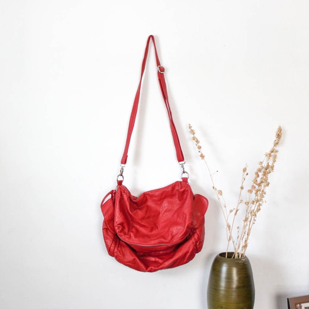 Forever 21 Red Faux Leather Crossbody/Shou…